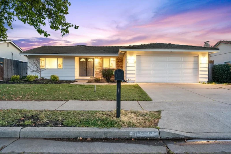 1050 Ortega, Gilroy, CA 95020