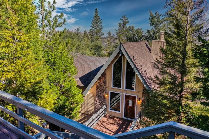 1249 Aleutian, Lake Arrowhead, CA 92352