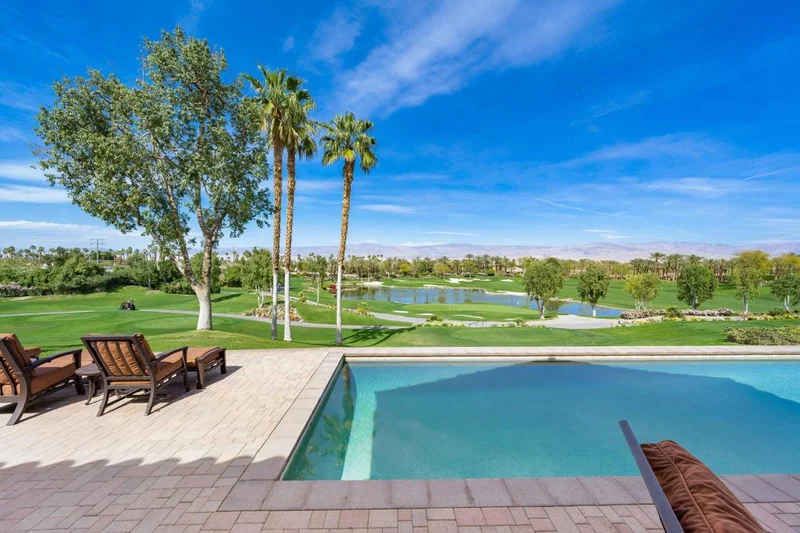 256 White Horse, Palm Desert, CA 92211
