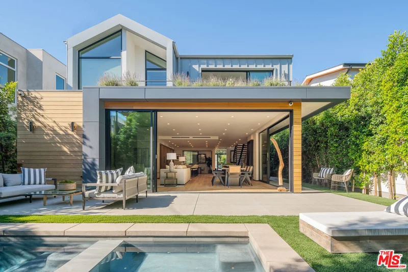 8728 Ashcroft Avenue, West Hollywood, CA 90048