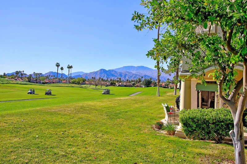 779 Montana Vista, Palm Desert, CA 92211