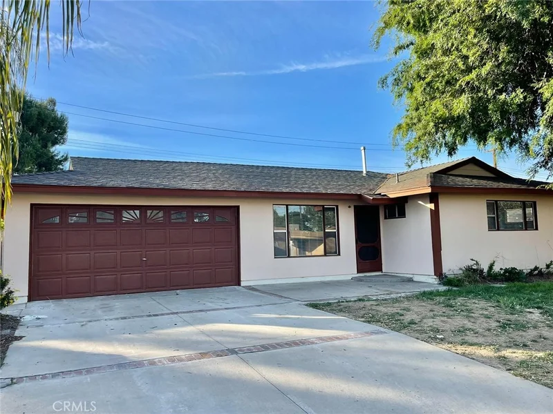 8922 San Vicente, Riverside, CA 92503