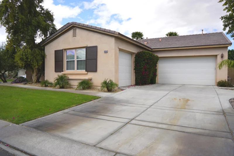 43380 Calle Espada, La Quinta, CA 92253