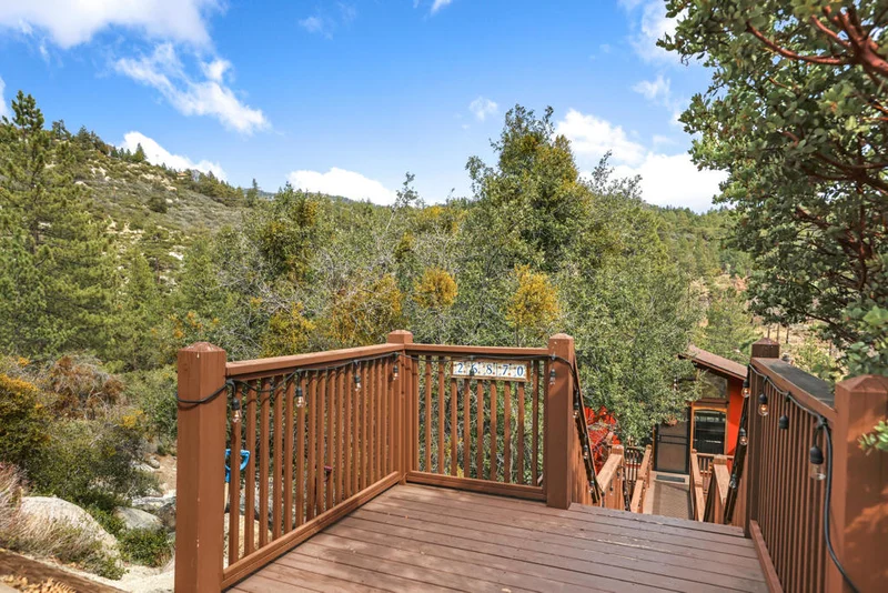 26870 Robin, Idyllwild, CA 92549