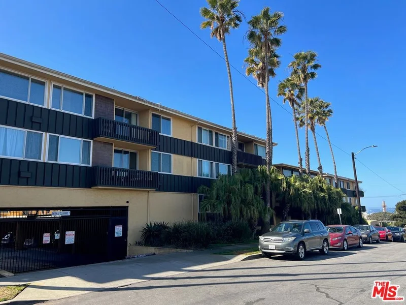 770 Imperial #86, El Segundo, CA 90245