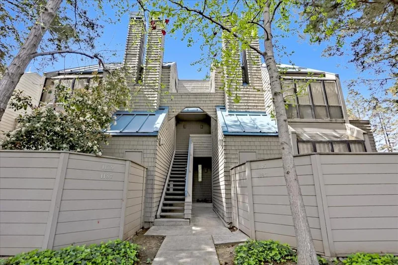 1185 Foxchase, San Jose, CA 95123