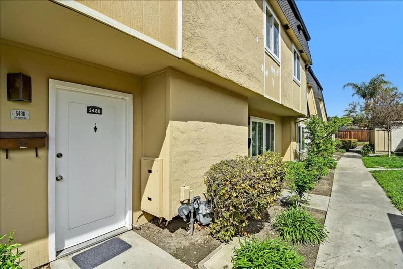 5480 Don Andres, San Jose, CA 95123