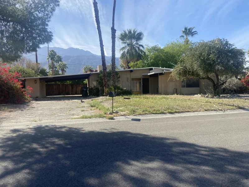 631 Beverly, Palm Springs, CA 92264