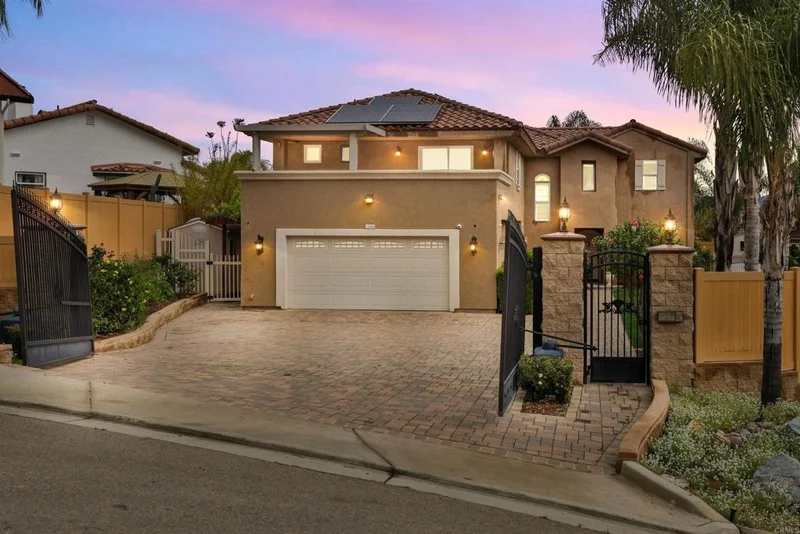 11664 Green Lane, Lakeside, CA 92040