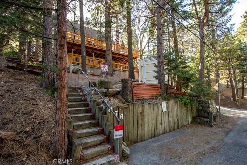 876 Sierra Vista, Twin Peaks, CA 92391