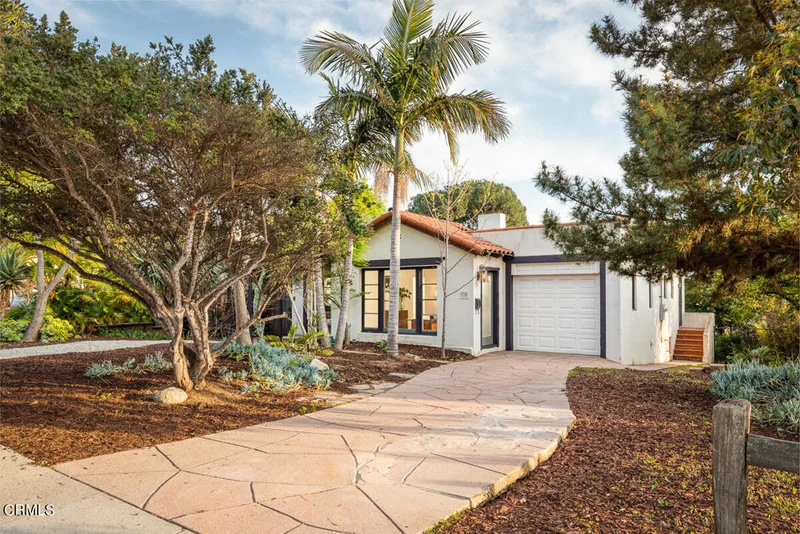 78 Las Flores, Altadena, CA 91001