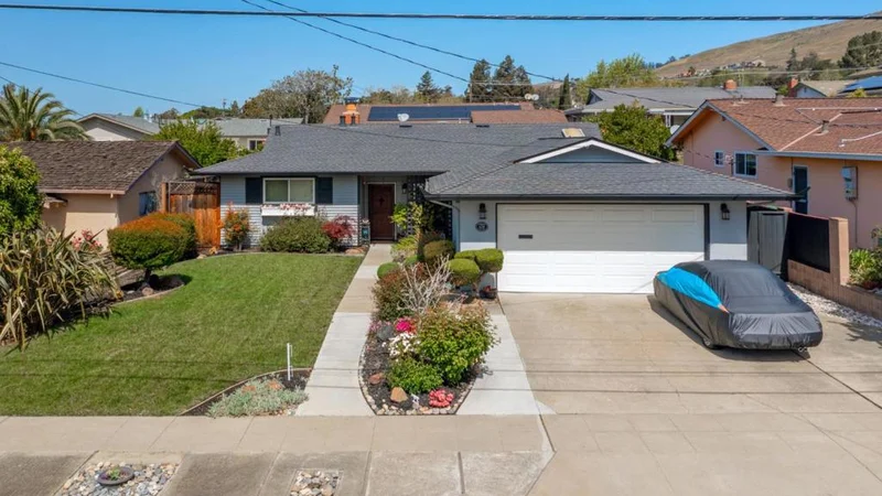 628 Gisler, Hayward, CA 94544