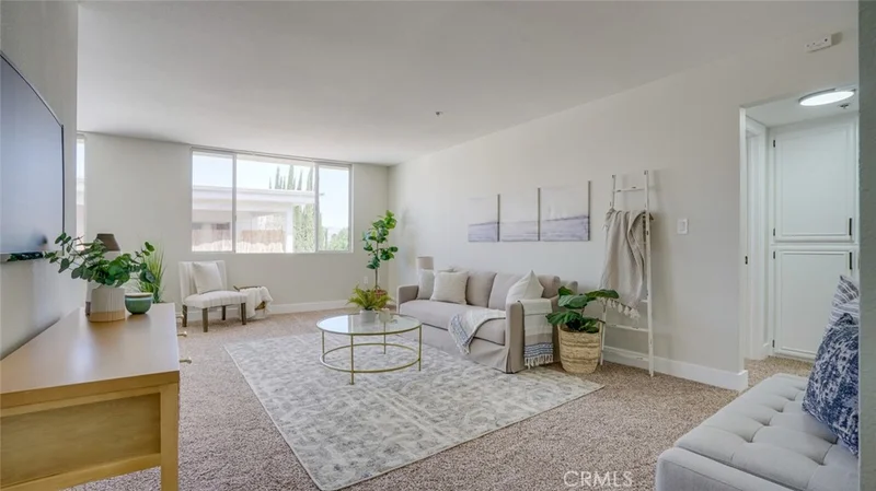 4501 Cedros, Sherman Oaks, CA 91403