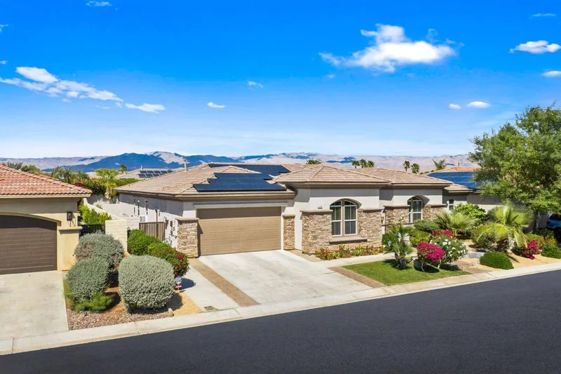 104 Azzuro, Palm Desert, CA 92211