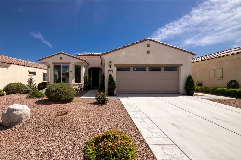 18857 Latigo, Apple Valley, CA 92308