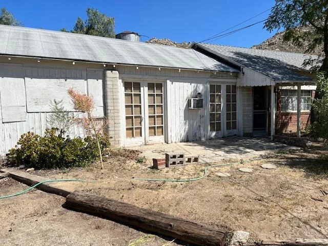 2270 Mt Vernon, Riverside, CA 92507