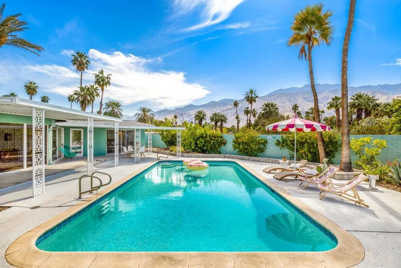 873 Sunrise, Palm Springs, CA 92262