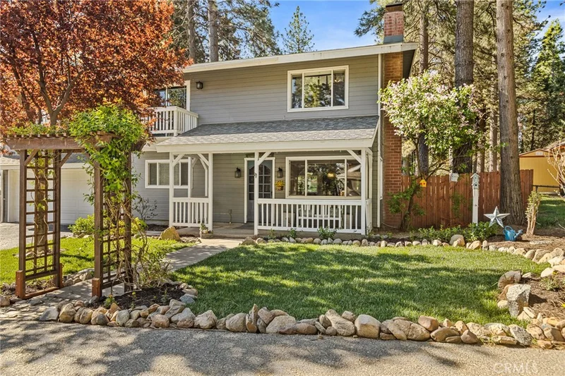123 Pine Ridge, Crestline, CA 92325