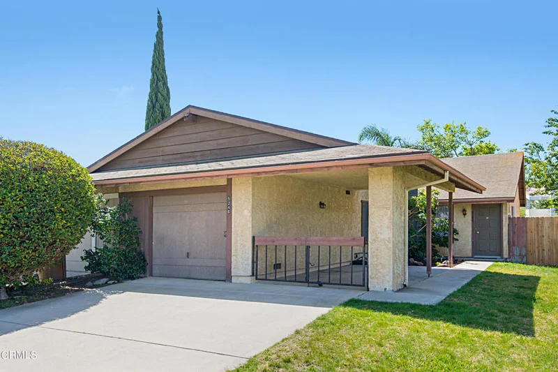 5246 Hidalgo, Camarillo, CA 93012