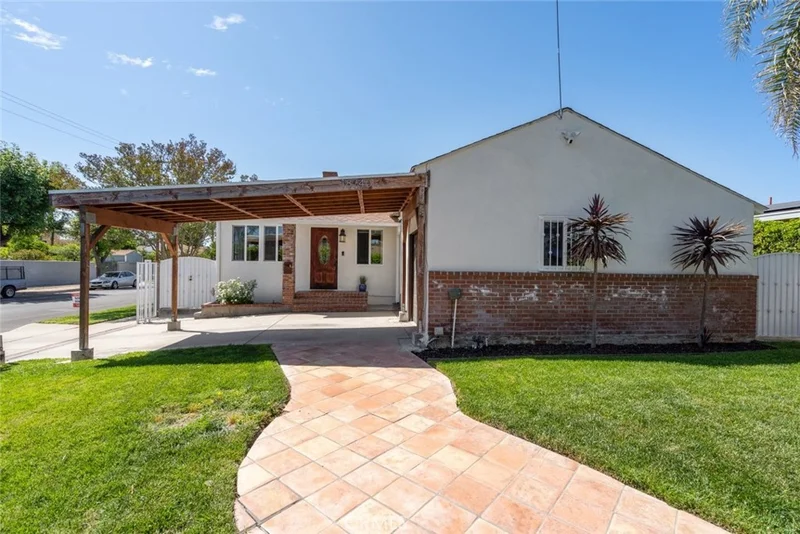 18740 Covello, Reseda, CA 91335