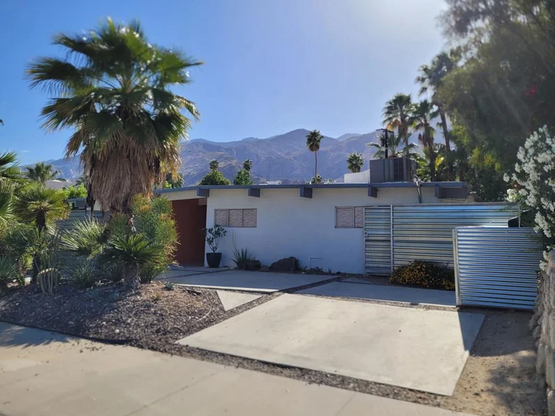 625 Vista Oro, Palm Springs, CA 92264