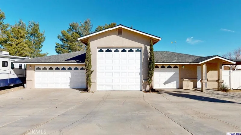 12253 Riggins, Phelan, CA 92371