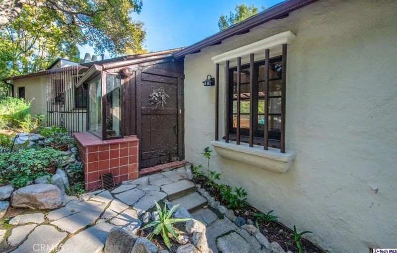 2980 Edmonton, Glendale, CA 91206