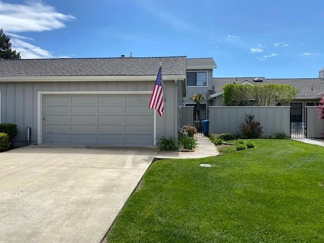 877 Helen, Hollister, CA 95023
