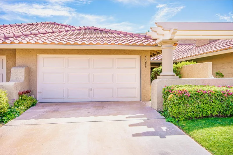 41290 Woodhaven, Palm Desert, CA 92211