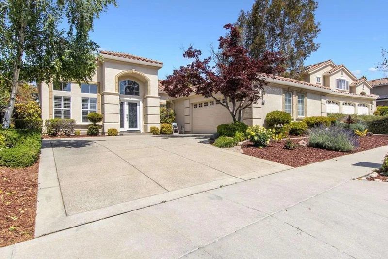5177 Apennines, San Jose, CA 95138