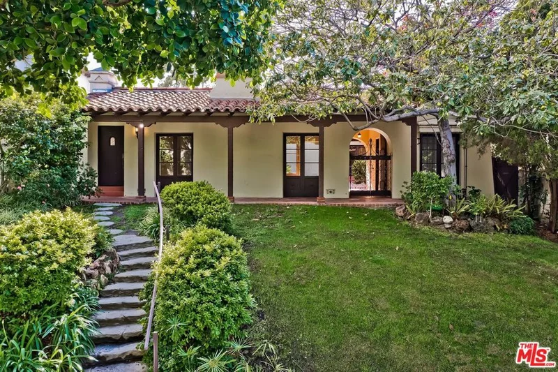 463 Beverwil, Beverly Hills, CA 90212