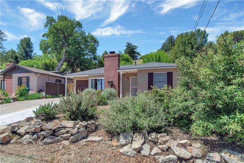 2707 Vine, Paso Robles, CA 93446