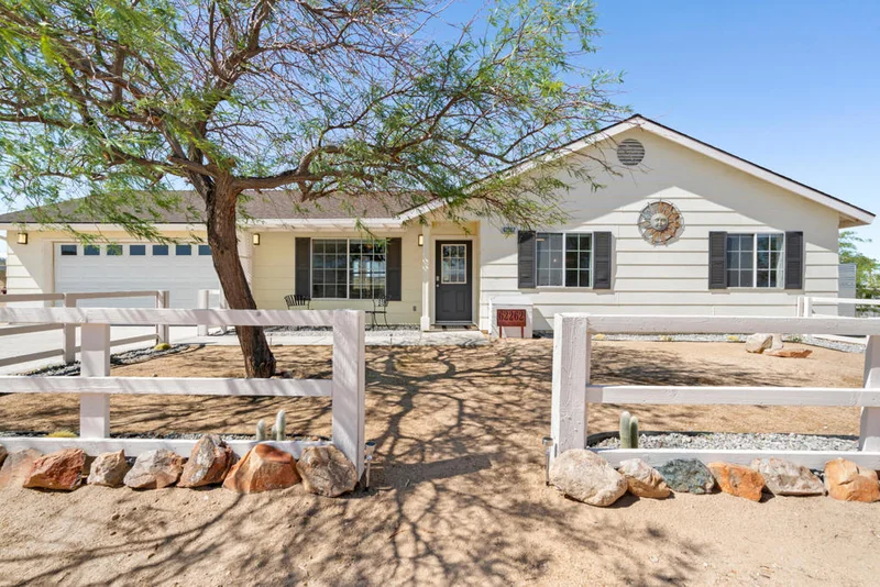 62262 Golden, Joshua Tree, CA 92252