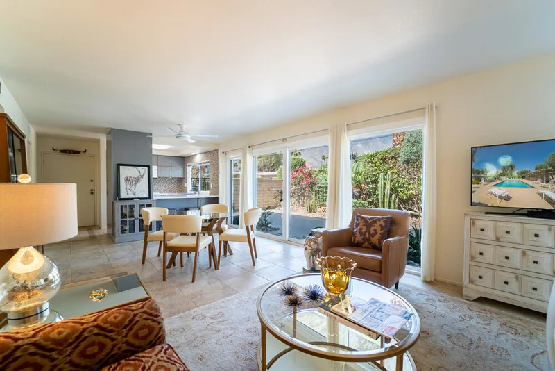 1900 Sandalwood, Palm Springs, CA 92262