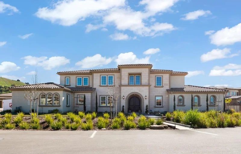 18600 Corte Arcangel, Morgan Hill, CA 95037