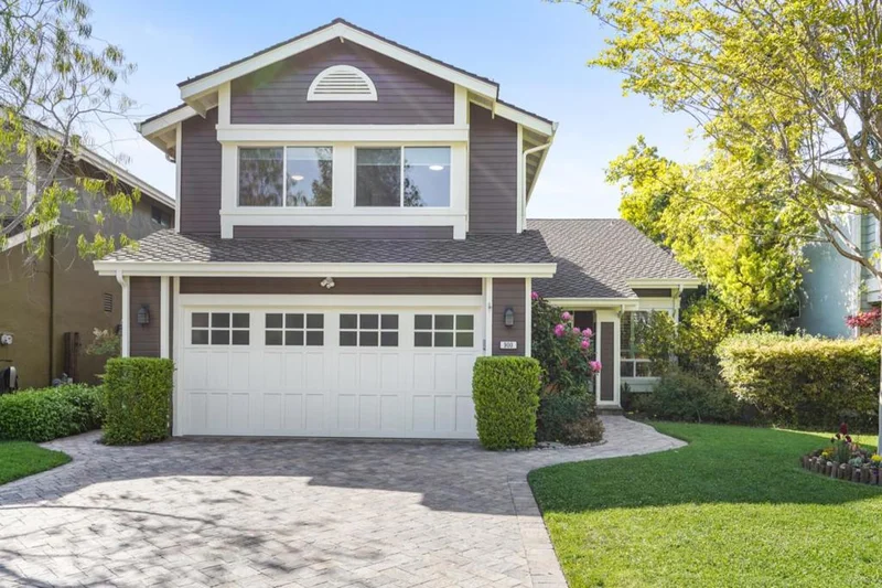 900 Chatsworth, Redwood City, CA 94061