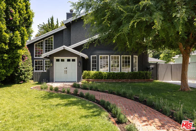 4640 Noble, Sherman Oaks, CA 91403