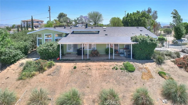 18832 Newman, Riverside, CA 92508