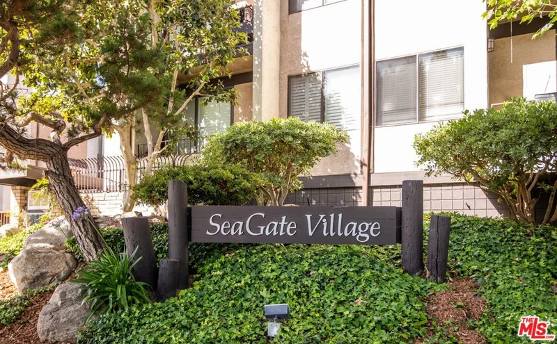 8711 Falmouth #112, Playa Del Rey, CA 90293