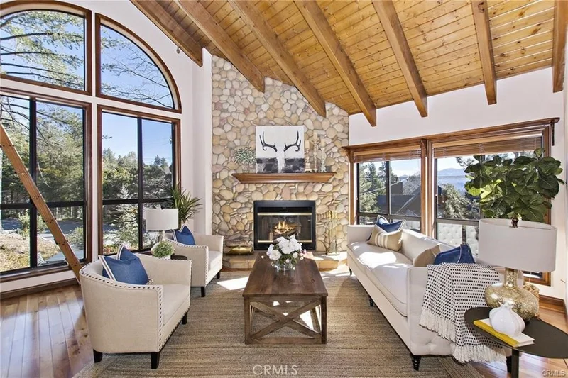892 Nadelhorn, Lake Arrowhead, CA 92352