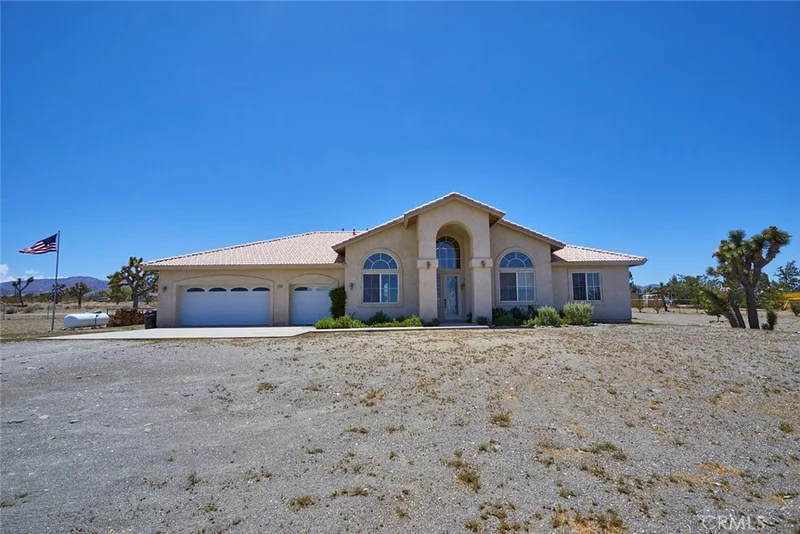 11430 Nugget, Phelan, CA 92371