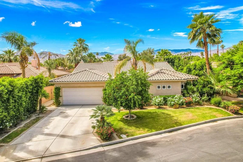 9 Via Dulcinea, Palm Desert, CA 92260