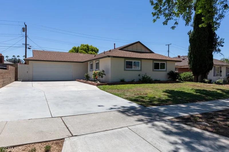 8574 Camelia, Riverside, CA 92504