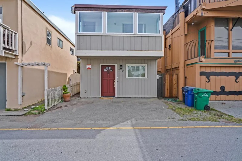 775 Mermaid Avenue, Pacific Grove, CA 93950
