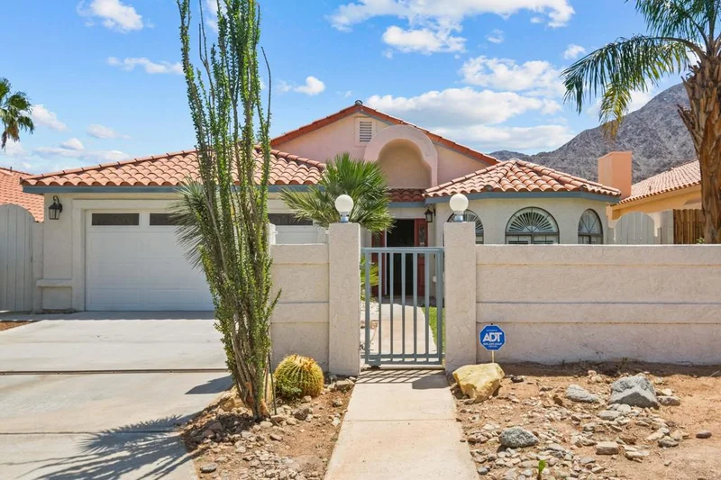 54320 Avenida Vallejo, La Quinta, CA 92253
