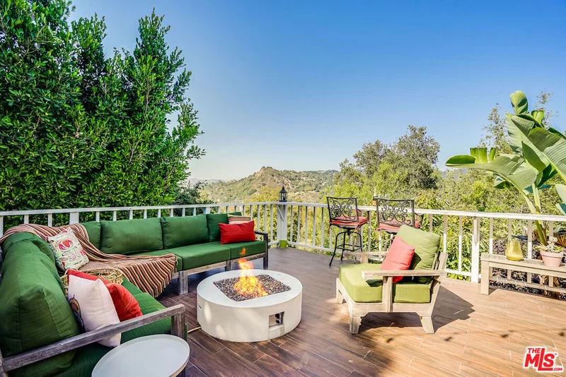 1180 Fernwood Pacific, Topanga, CA 90290