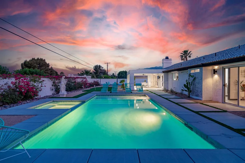 2950 Sunrise, Palm Springs, CA 92262