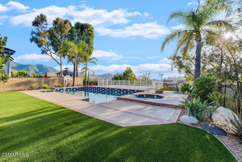 30051 Quail Run, Agoura Hills, CA 91301