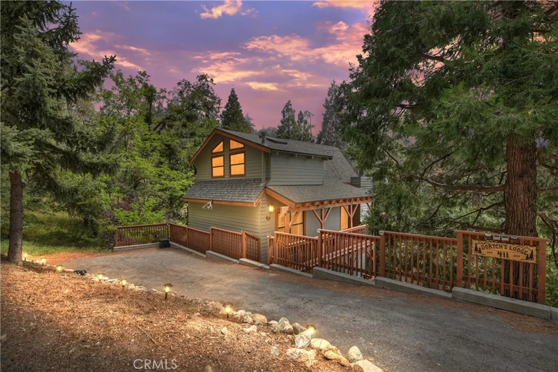 411 Thousand Pines, Crestline, CA 92325