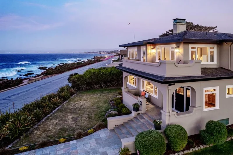 1051 Ocean View Boulevard, Pacific Grove, CA 93950